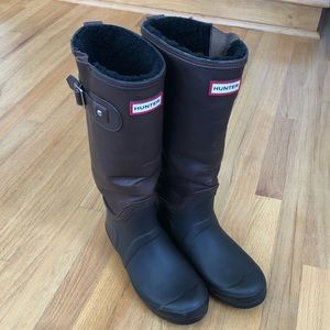 Hunter Brown Shearling and Rubber boots, women’s 8